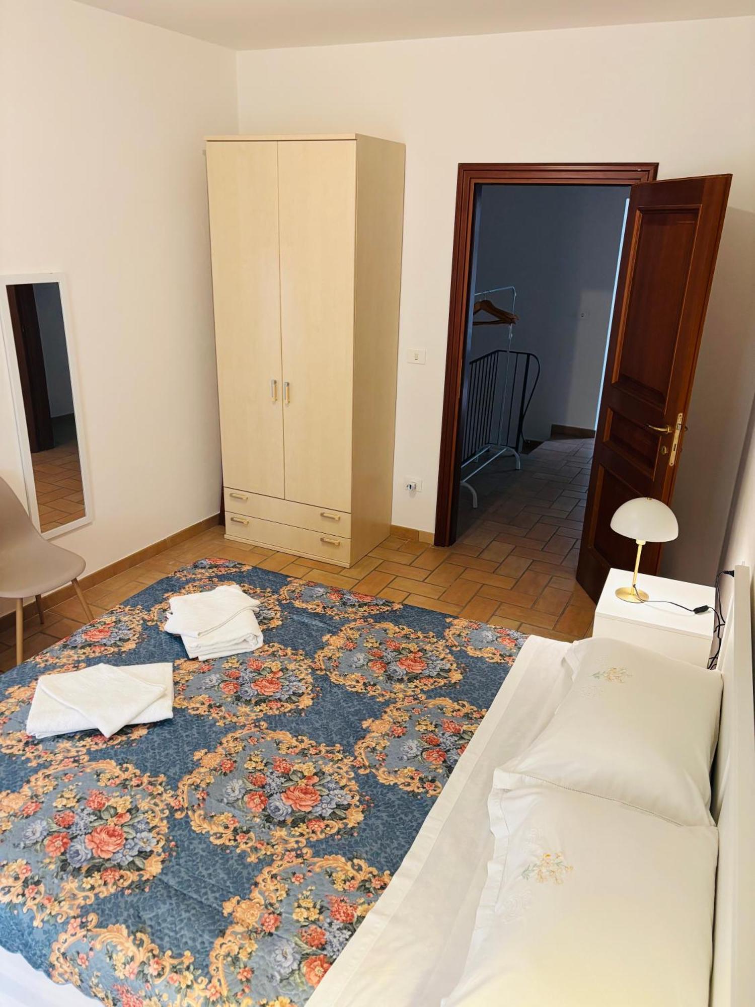 Al Belvedere Apartment II Atri Exterior foto
